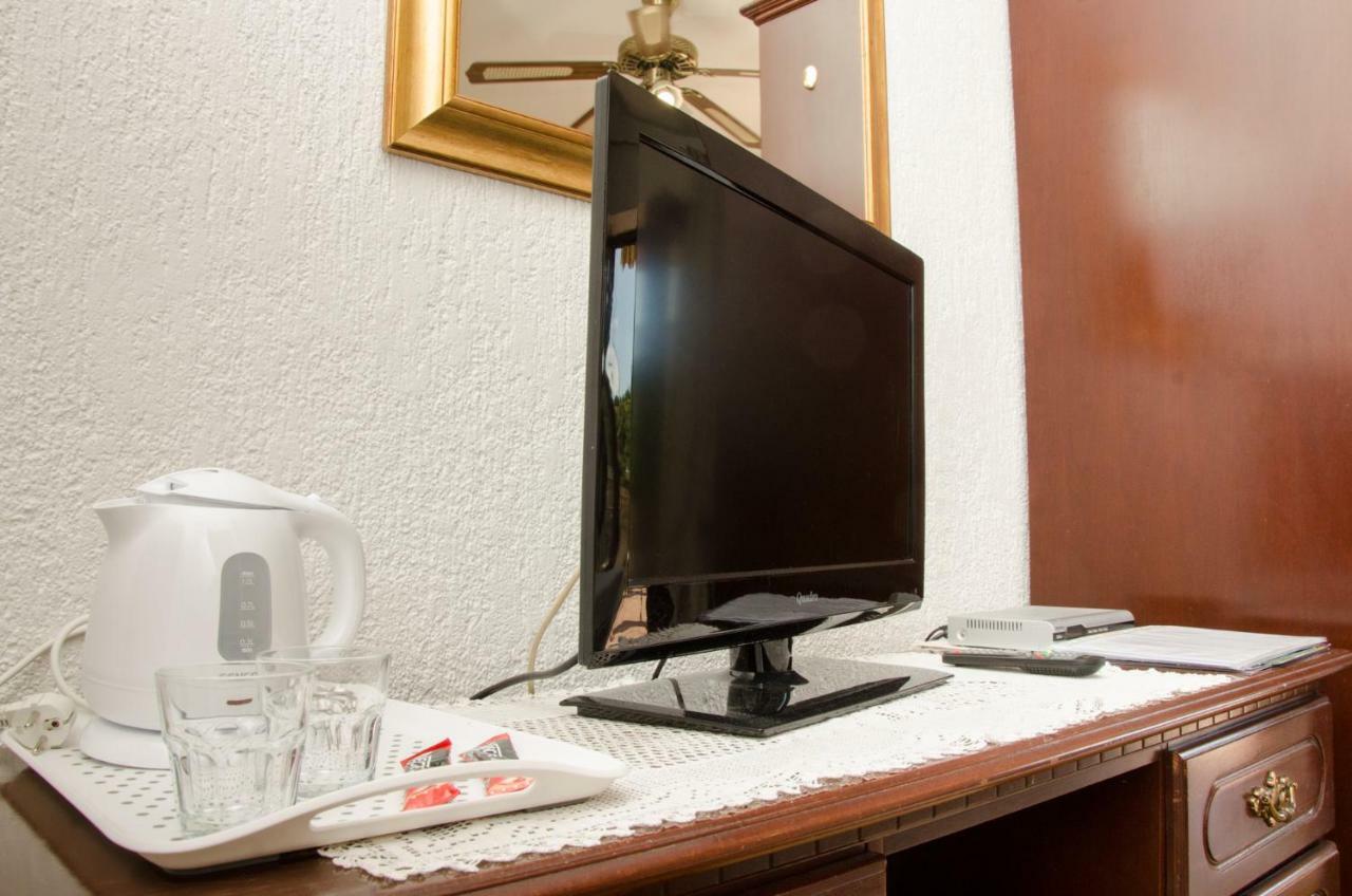 Guesthouse Ruza 塞尼 外观 照片