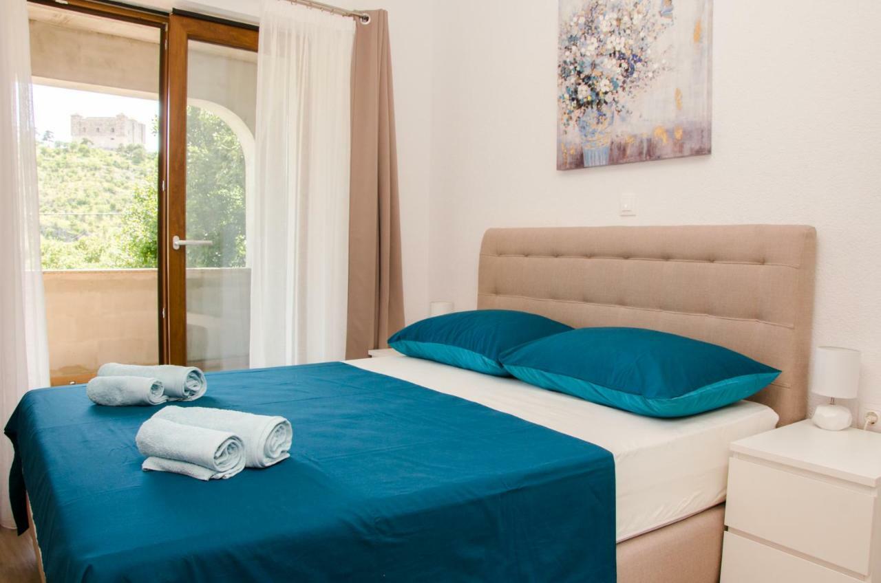Guesthouse Ruza 塞尼 外观 照片